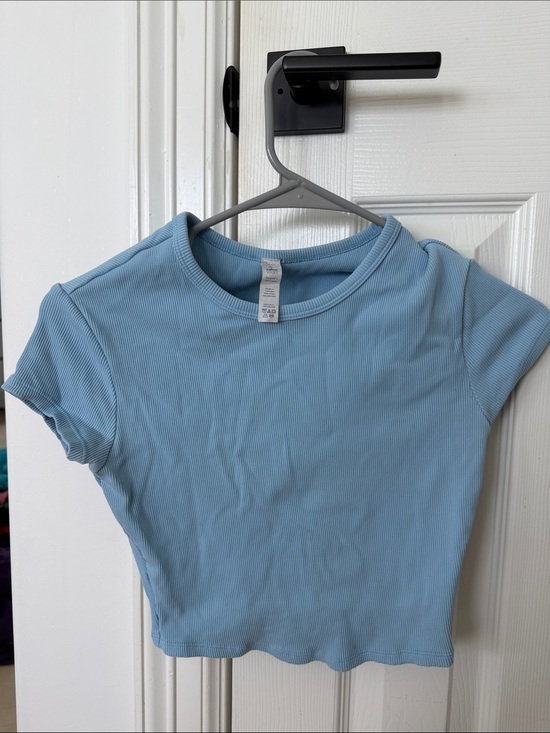 ALO Yoga Tops - ALO Yoga Sky Blue Ribbed Crop Tee